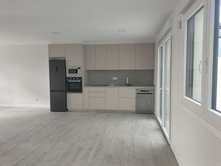 Casa adosada en alquiler en Los Castros - Castrillón - Eiris en Coruña (A)