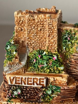 Monumento Erice Venere souvenir ceramica