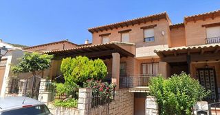 Casa adosada en venta en Yébenes (Los)
