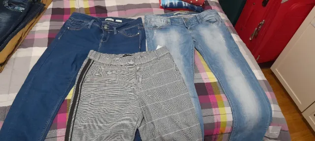 Pantalones Stradivarius 3