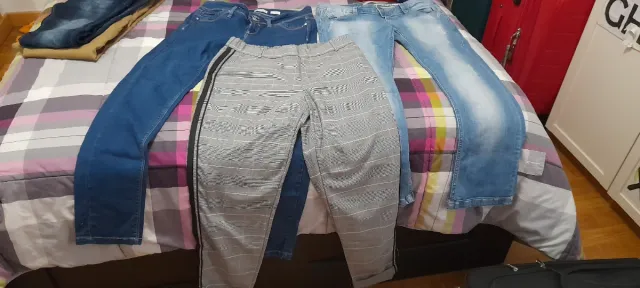 Pantalones Stradivarius 3