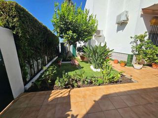 Casa pareada en venta en Gines