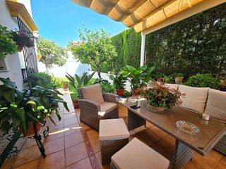 Casa pareada en venta en Gines