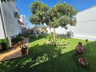 Casa pareada en venta en Gines