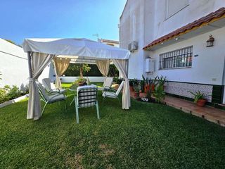 Casa pareada en venta en Gines