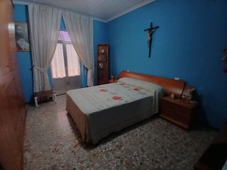 Casa adosada en venta en Valdepeñas