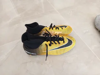 Botas de fútbol Nike Mercurial Amarillas