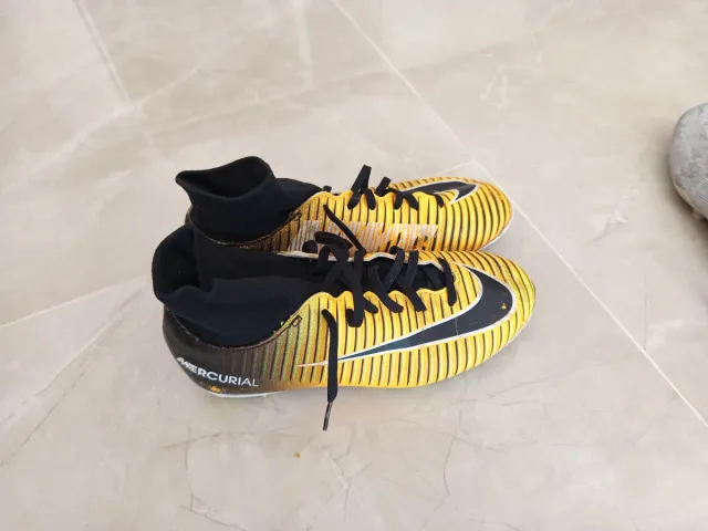 Botas de fútbol Nike Mercurial Amarillas