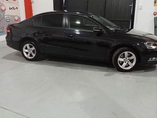 Volkswagen Passat 2.0 TDI 140 DSG Highline BlueMotion Tech