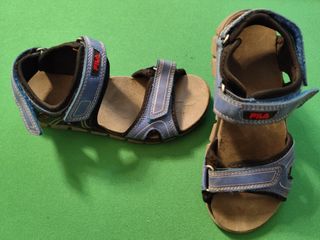 Sandalias Fila niño velcro talla 35