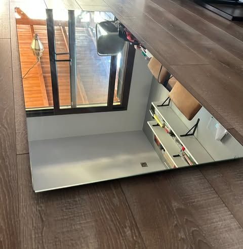 Espejo de luna grande y elegante — como nuevo