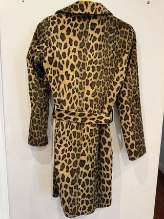 Abrigo leopardo Cortefiel