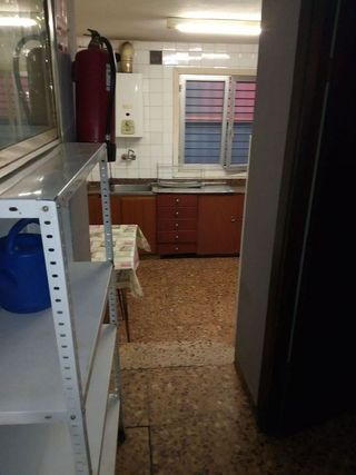 Local comercial en venta en La Magdalena - Versalles en Avilés