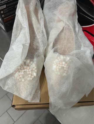 Scarpe champagne con perline e strass