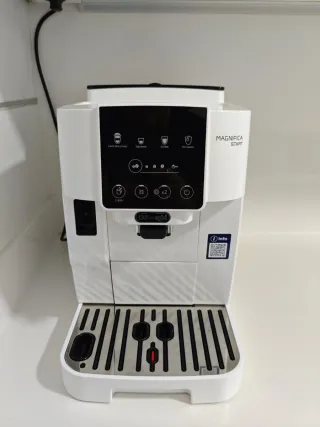 Cafetera Superautomática Delonghi. Garantía y fact