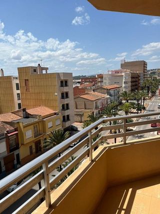 Piso en venta en Alginet