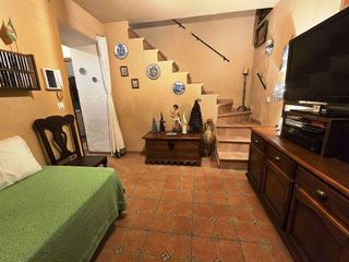 Casa adosada en venta en Gines