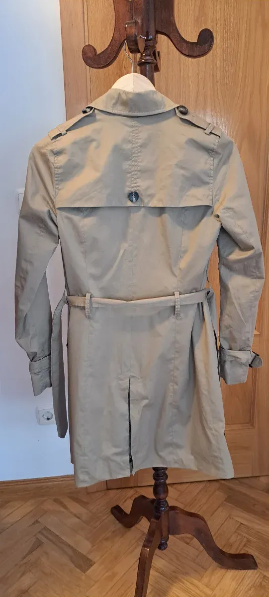 Gabardina Pull&Bear Beige