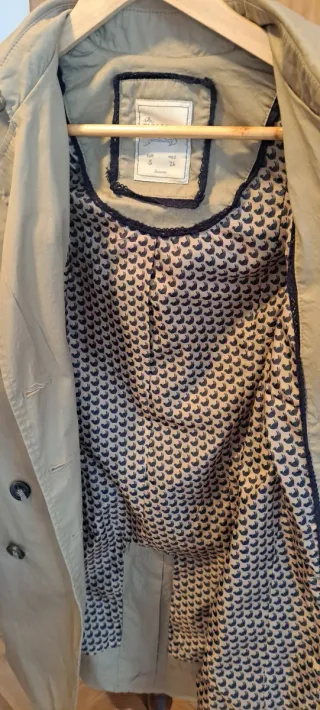 Gabardina Pull&Bear Beige