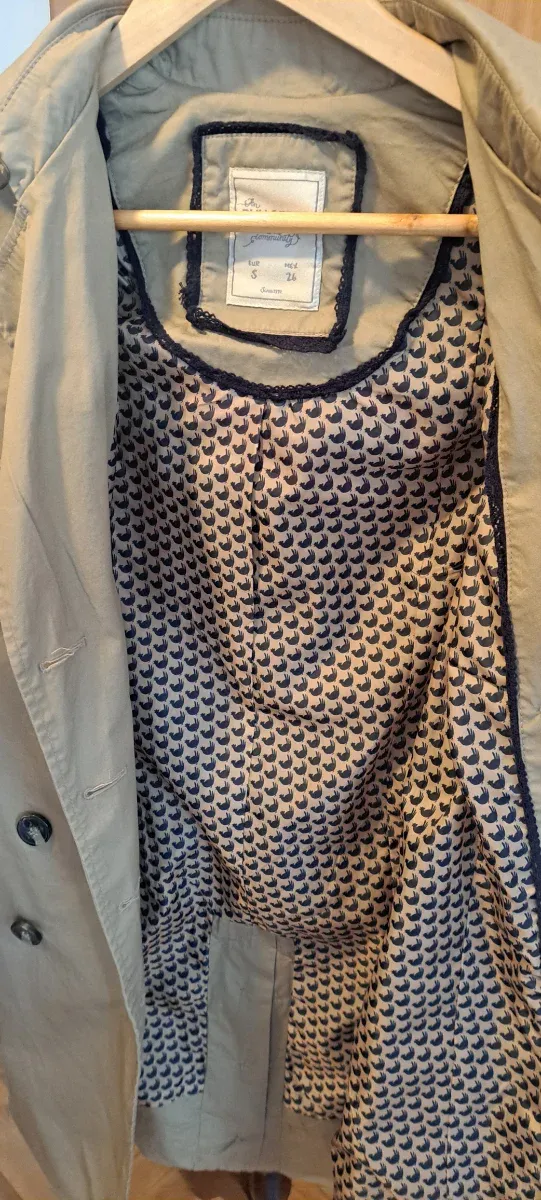 Gabardina Pull&Bear Beige