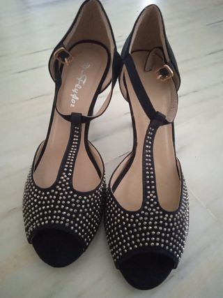 Zapatos de fiesta negros con pedrería Talla 39