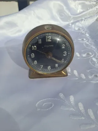 Despertador antiguo Bayard para restaurar