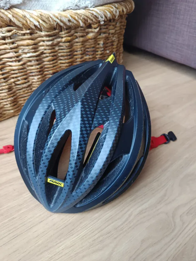 Casco Mavic Negro y Rojo