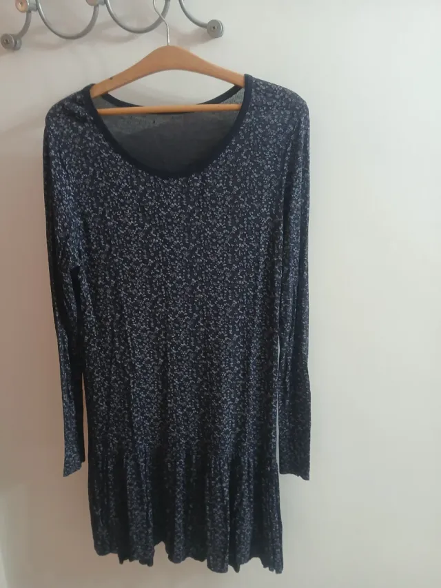 Vestido azul marino estampado