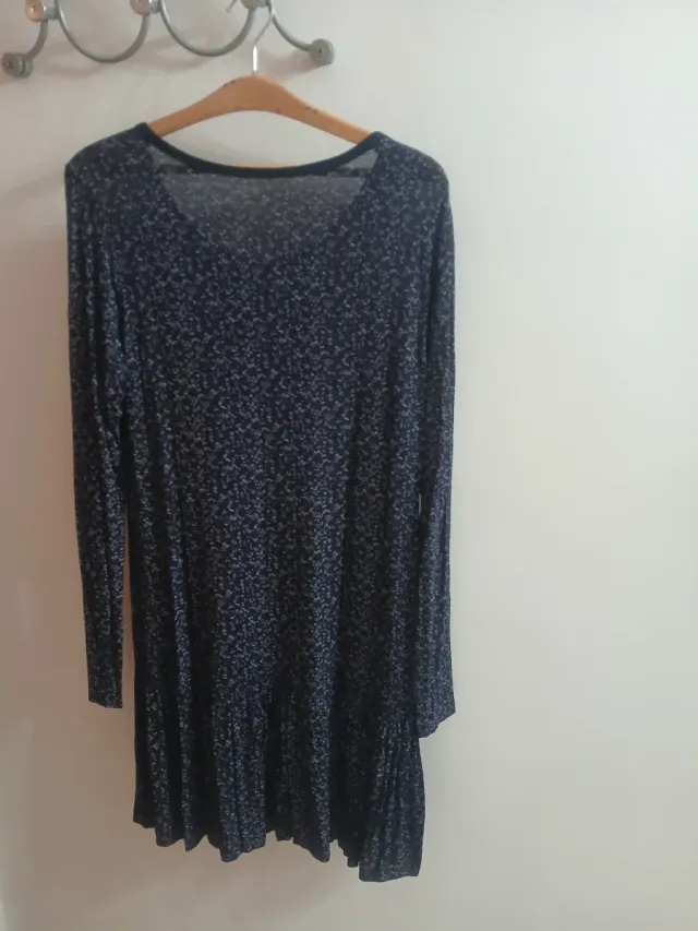 Vestido azul marino estampado