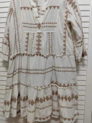 Vestido étnico beige y blanco monísimo!!
