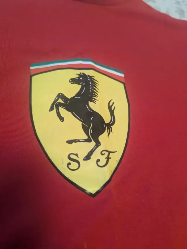 Camiseta Ferrari Talla L Roja