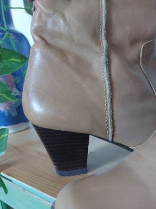 Botas de tacón marrones