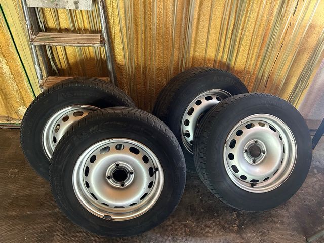 Llantas 15 Citroën 4 tornillos