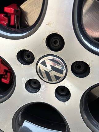 Llantas Detroit 18 Volkswagen