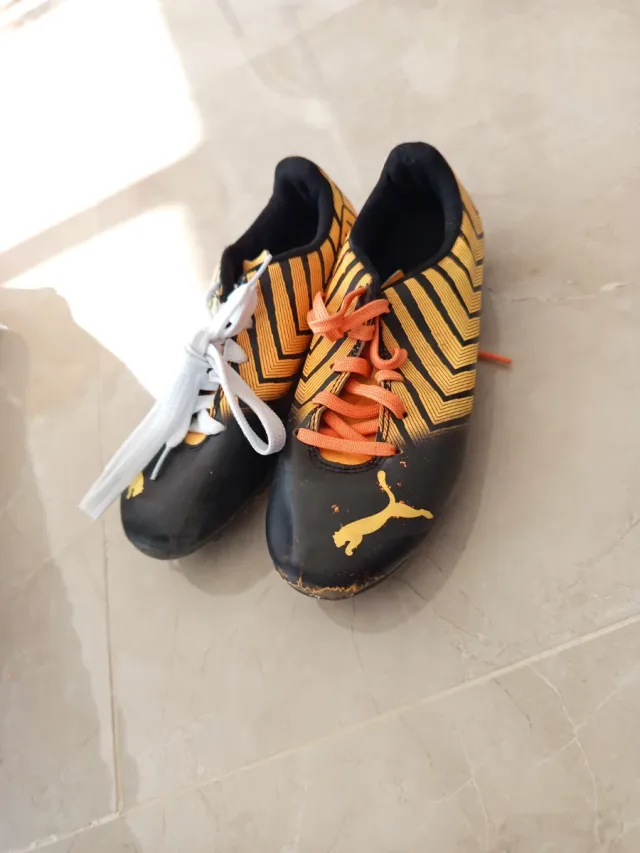 Botas de fútbol Puma niño T33