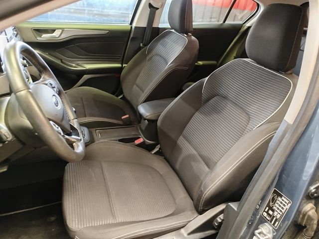 ✔SIN ENTRADA! Ford Focus DIESEL 120C.V. TITANIUM