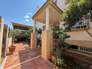 Casa pareada en venta en Gines