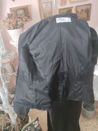 Chaqueta negra elegante