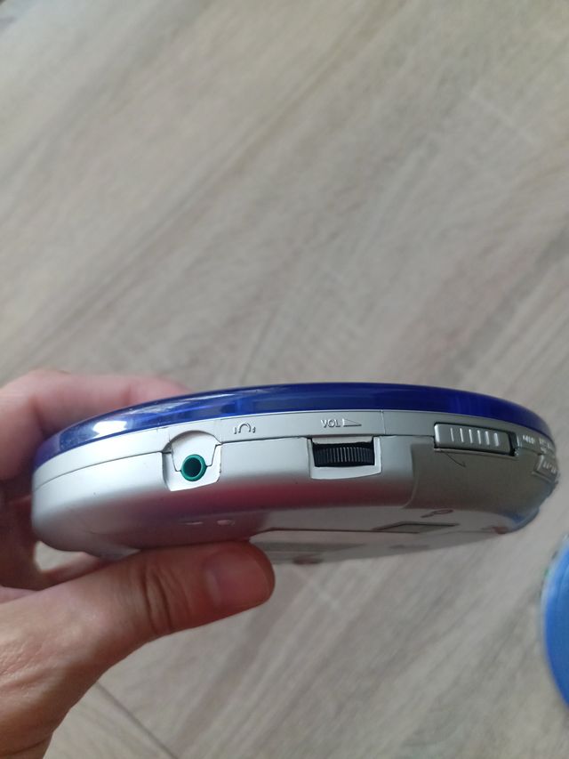 Reproductor CD Portátil Bluesky