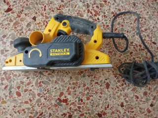 Cepillo Eléctrico Stanley Fatmax