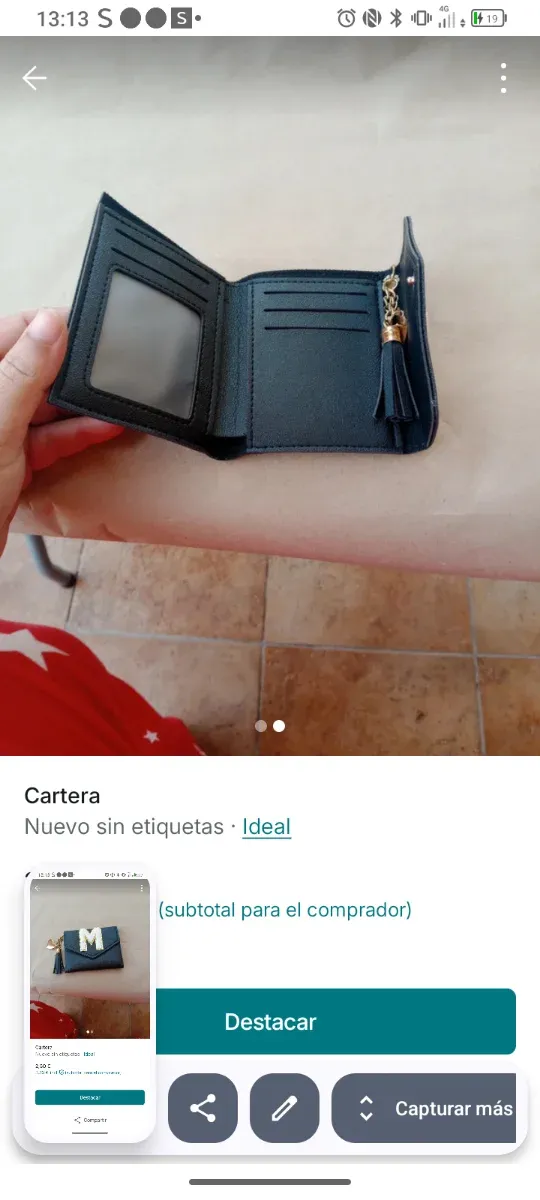 Cartera negra con inicial M