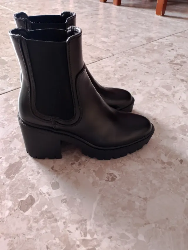 Botín negro tacón plataforma