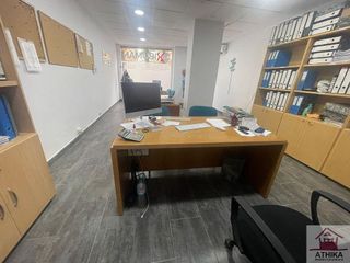 Local comercial en venta en Centro Ciudad en Manises
