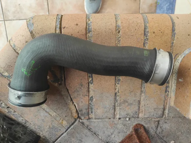 Tubo Intercooler VW 1K0 145 834 L