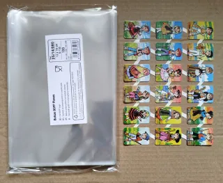 Cromos troquelados Funda celofán 100 unidades.