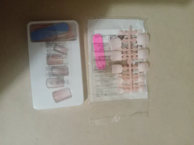 Tres juegos de Uñas press on Shein