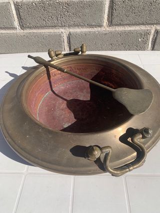 Braciere antico in rame con paletta