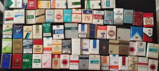 Cajetillas de tabaco variadas