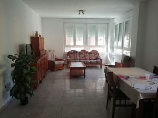 Piso en alquiler en Ciudad Jardín - Tagarete - El Zapillo en Almería