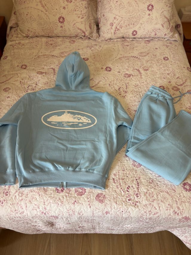 Chándal Corteiz Azul Celeste